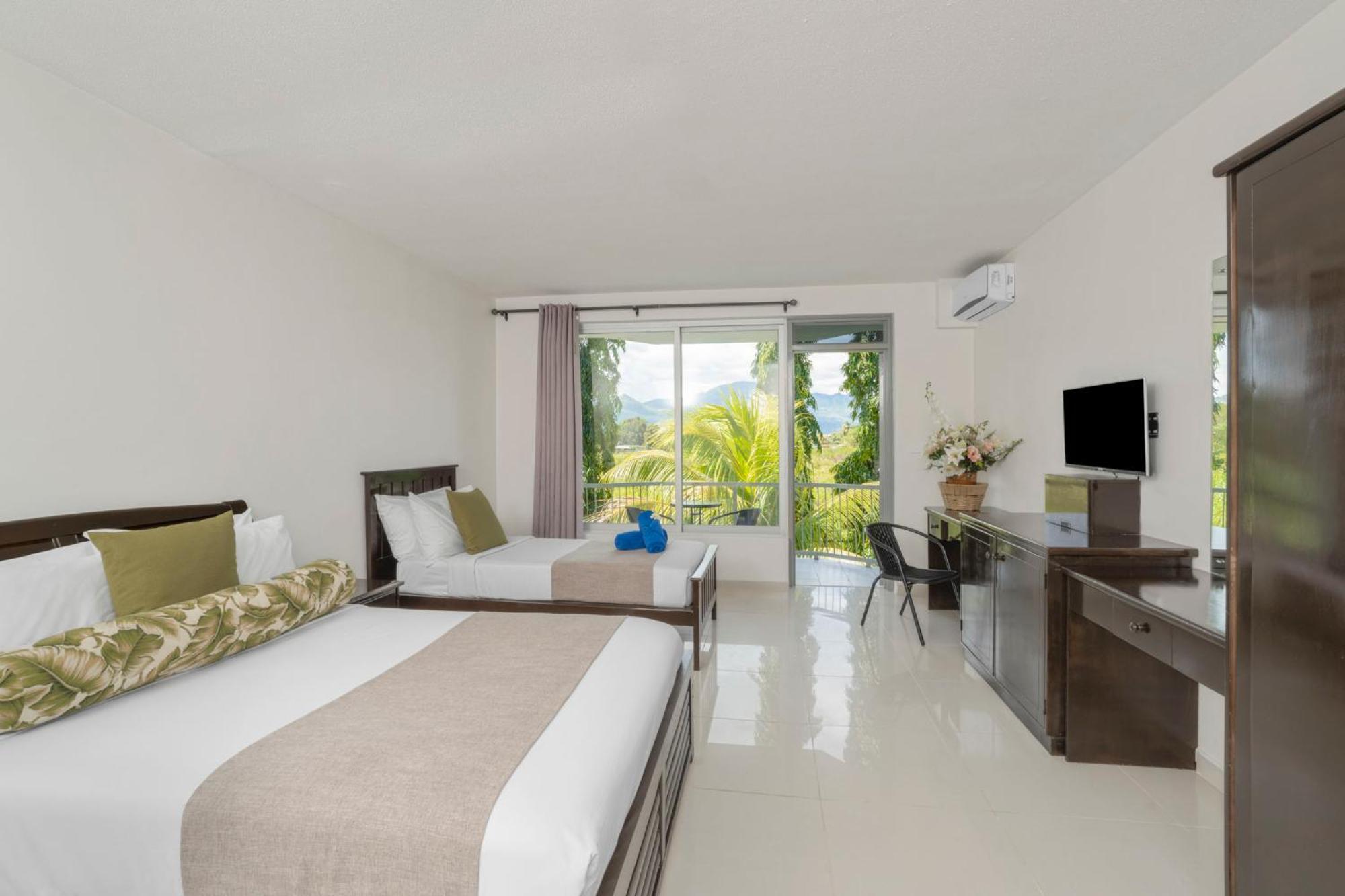 Trans International Hotel Nadi Extérieur photo